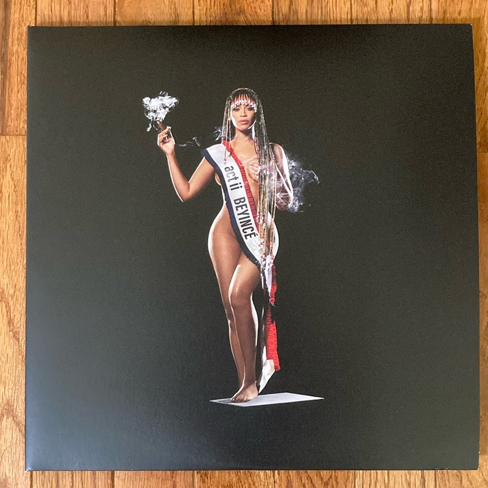 COWBOY CARTER LIMITED EDITION EXCLUSIVE COVER VINYL (BLUE)